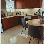 Rosemary Modern House In The Center 아파트 *