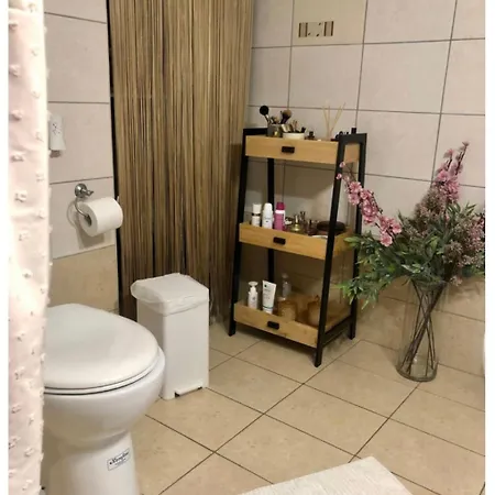 Rosemary Modern House In The Center Appartement