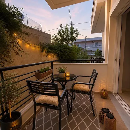 Rosemary Modern House In The Center 아파트