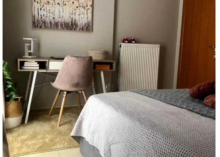 Rosemary Modern House In The Center *