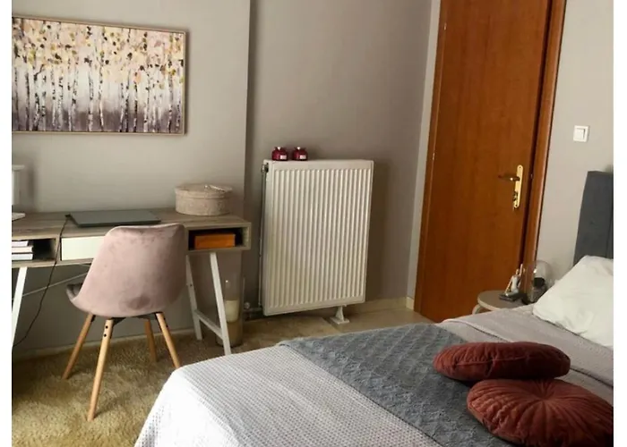 Rosemary Modern House In The Center *